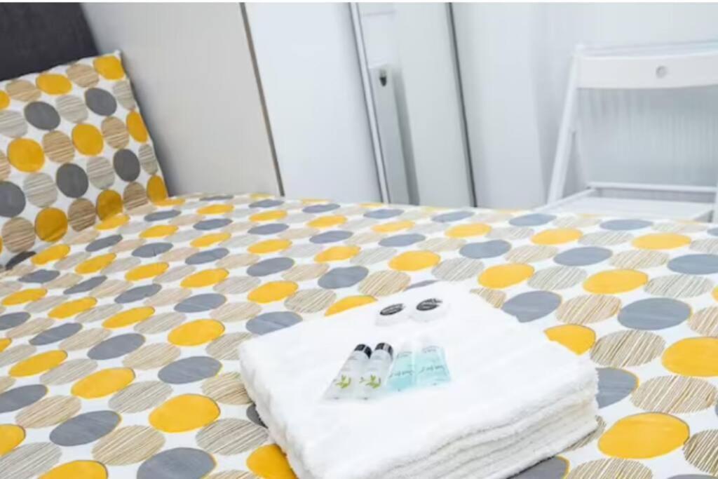Great Location Service And Stay Double Ensuite Room With Shared Kitchen- 5Mins Walk From Tufnell Park London Ngoại thất bức ảnh