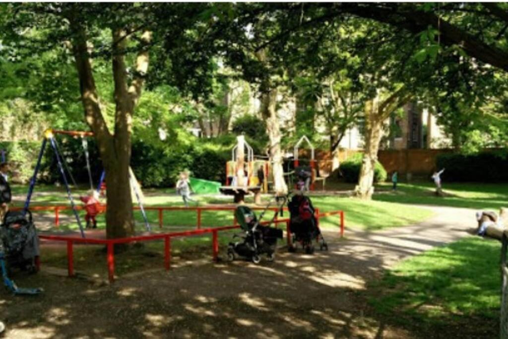Great Location Service And Stay Double Ensuite Room With Shared Kitchen- 5Mins Walk From Tufnell Park London Ngoại thất bức ảnh